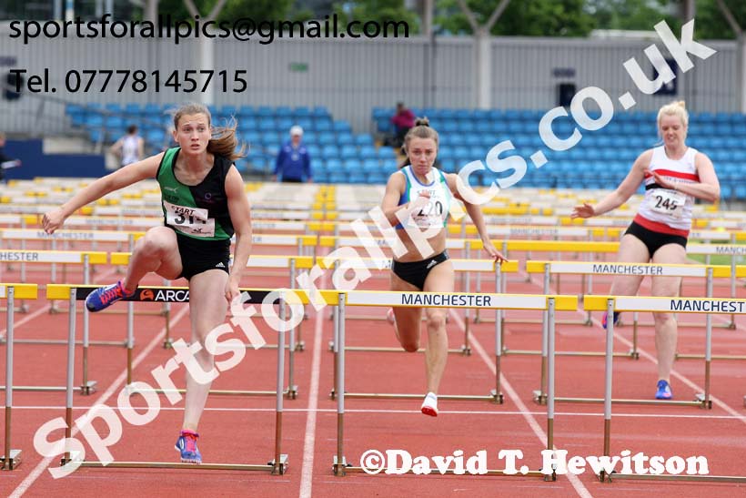 Senior womens100 metres hurdles, Northern Senior and Under-20s Champs., SportsCity, Manchester. Photo: David T. Hewitson/Sports for All Pics
